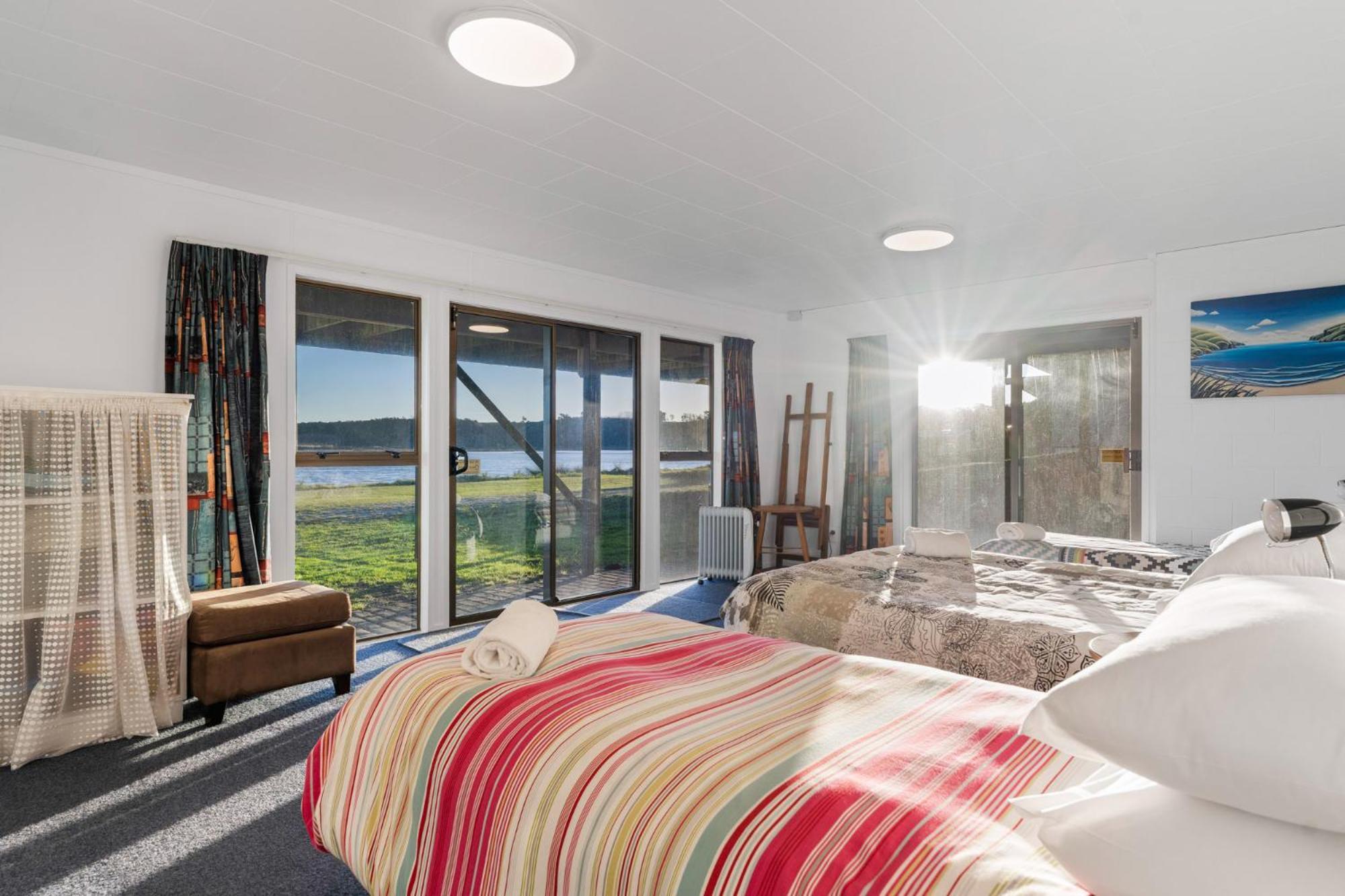 Pukehina Estuary Sunset Views Holiday Home 外观 照片